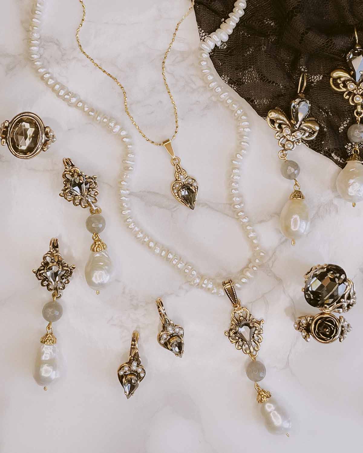 The San Gimignano Necklace (House Edition)