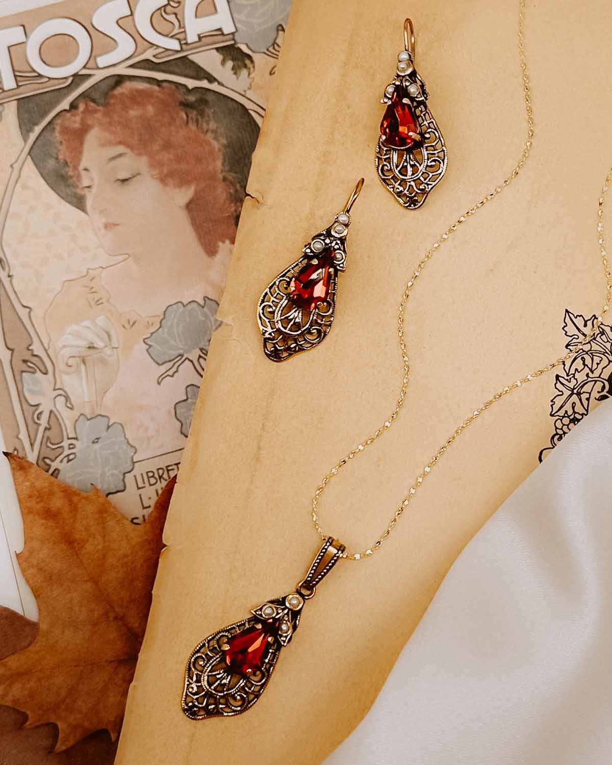 The Bolgheri Necklace (Tuscan Dreams Edition)