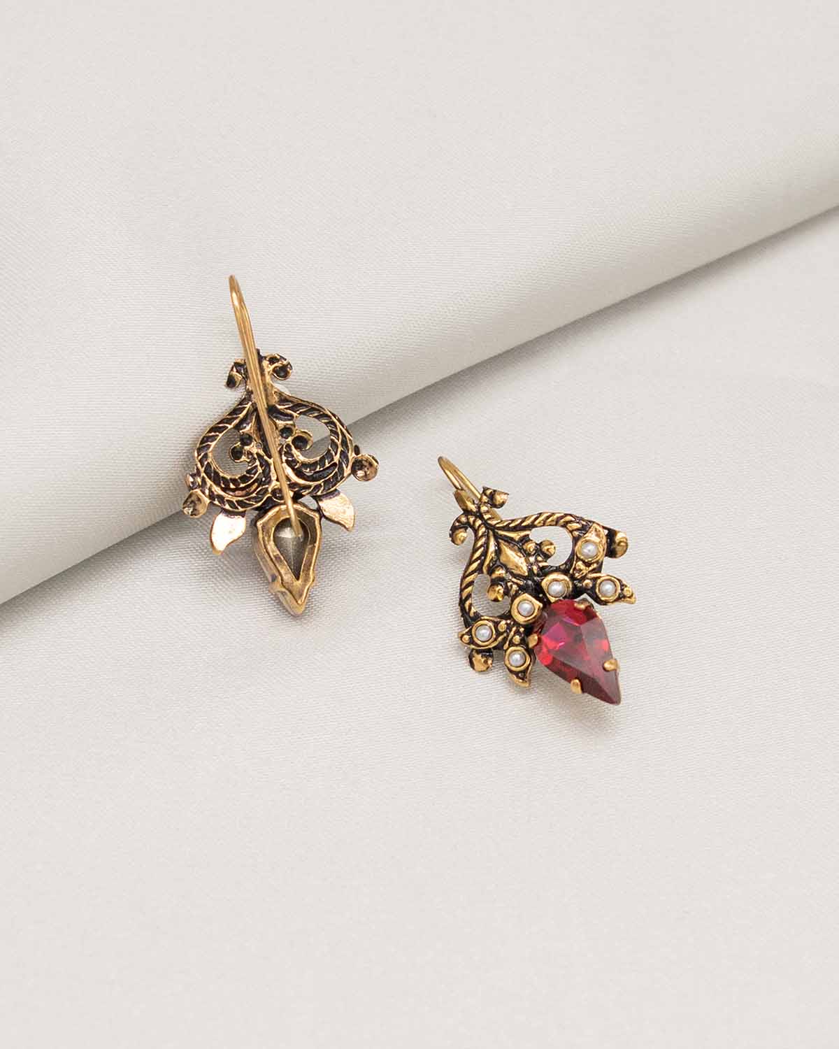 The Boboli Earring (Majestic Aura Edition)
