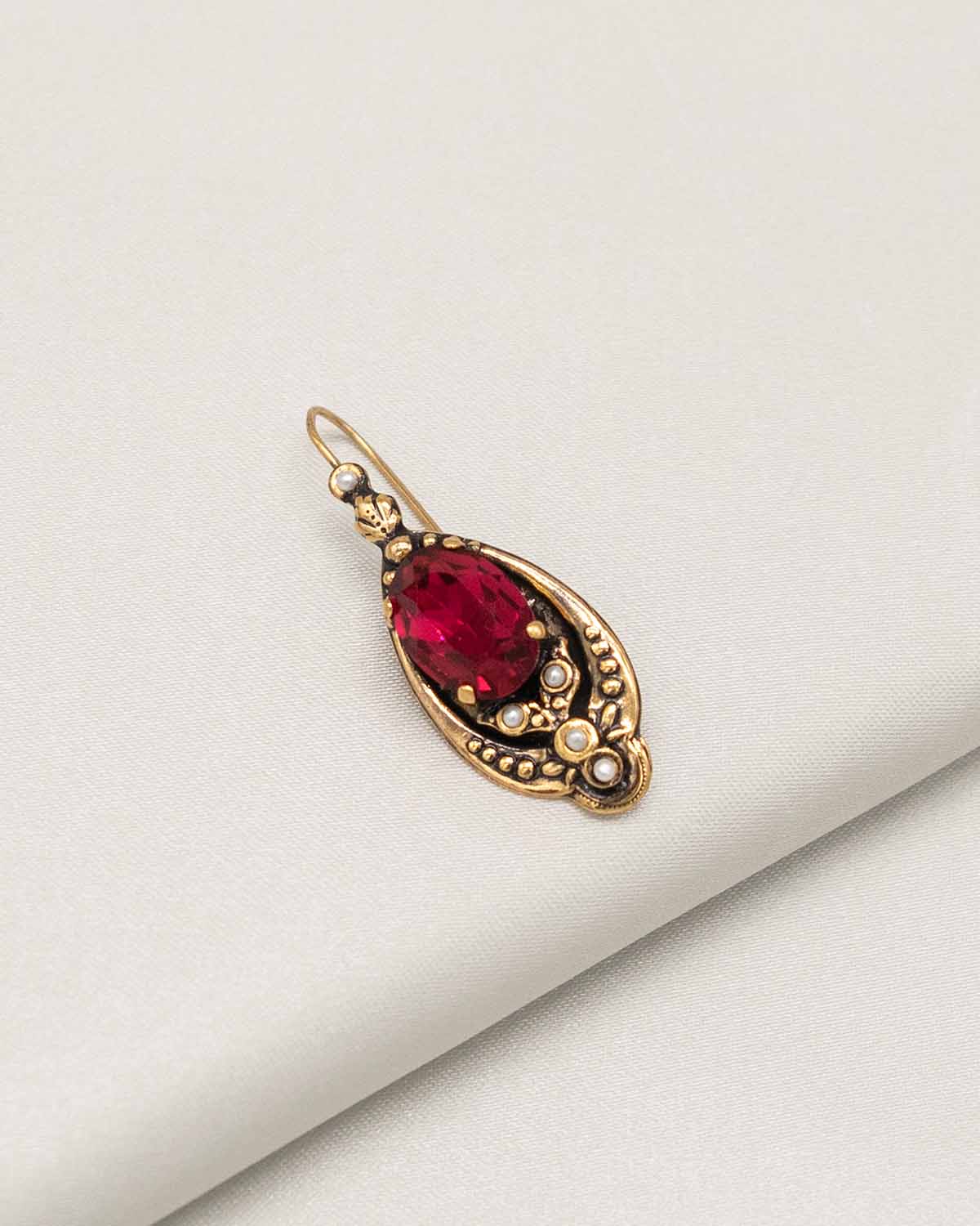 The Pitti Earring (Majestic Aura Edition)