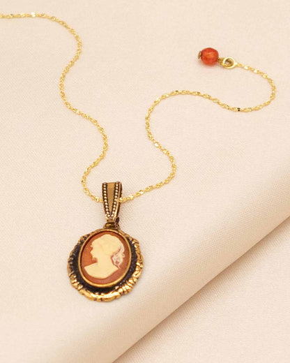 The San Gimignano Necklace (Tuscan Dreams Edition)