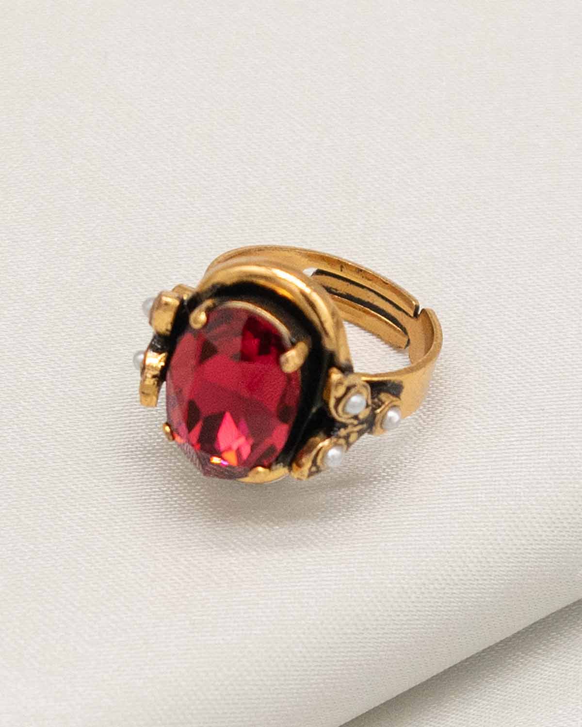 The Pitti Ring (Majestic Aura Edition)