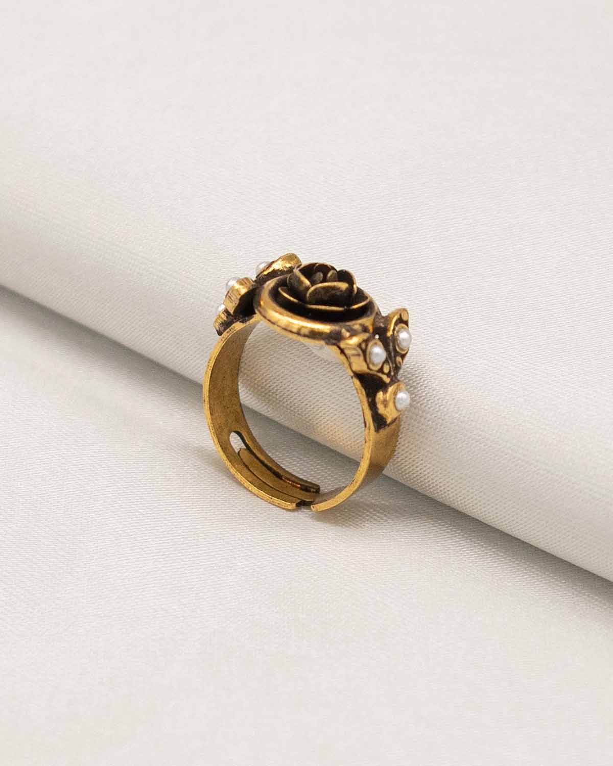 The Arezzo Ring (House Edition)