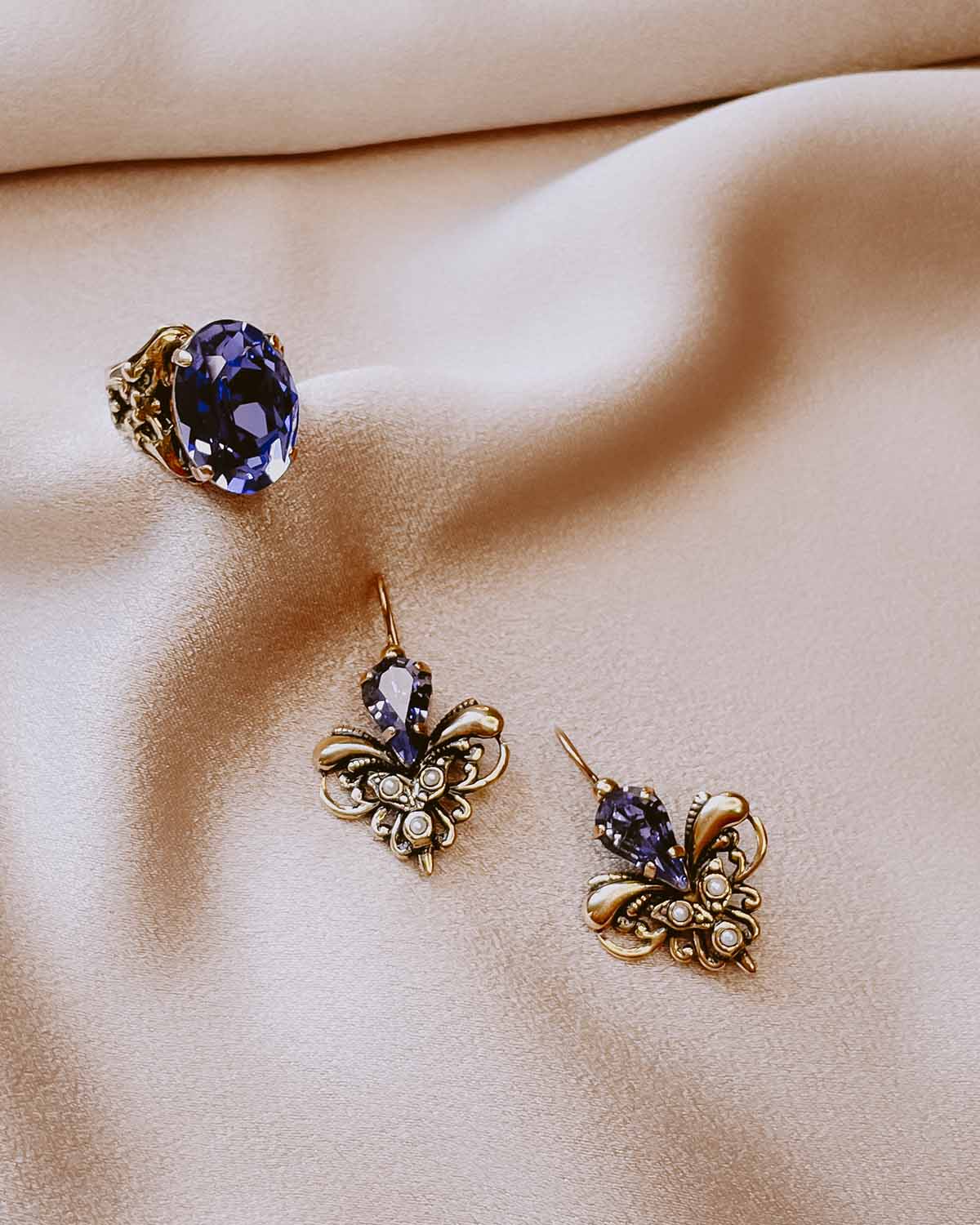 The Giglio Earrings (Tuscan Glimmer Edition)