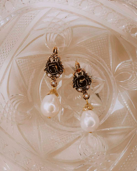The Val d'Orcia Earrings (That's Amore Edition)