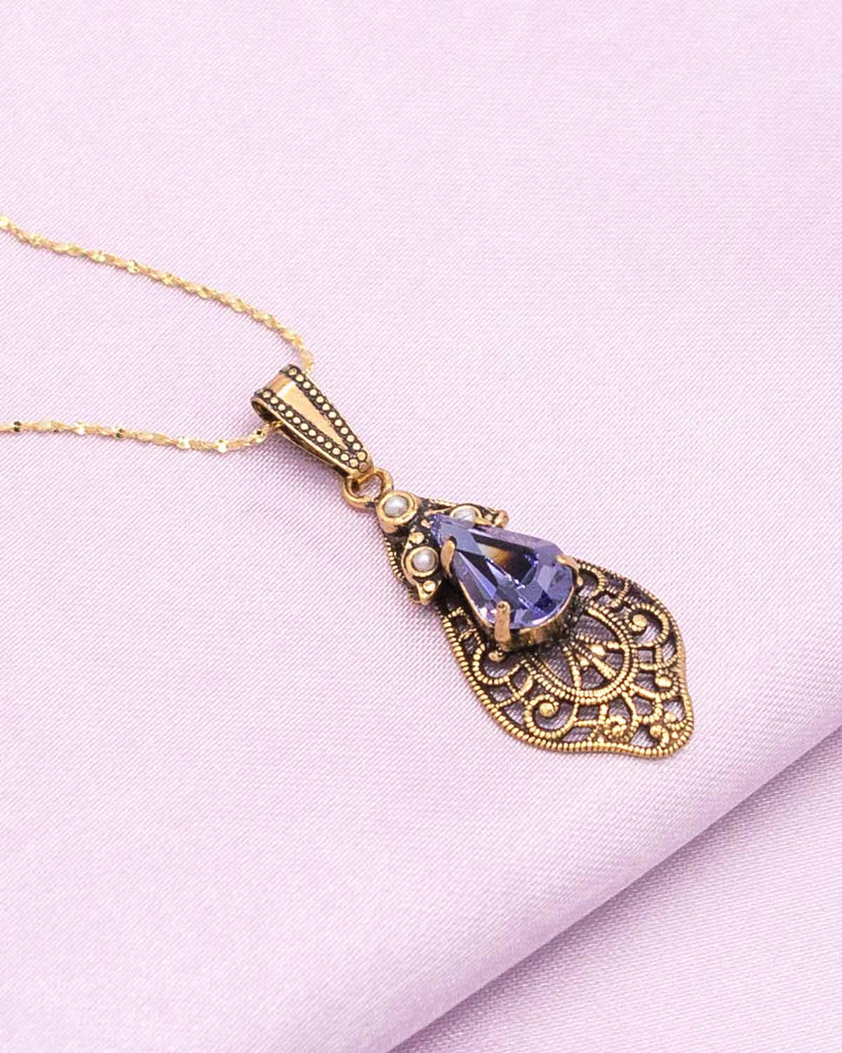 The Bolgheri Necklace Set (Tuscan Glimmer Edition)